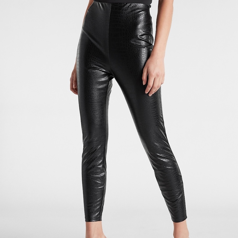 Express Hi Waist Croc Faux Leather Black Leggings Pants Skinny Leg Sz Medium New